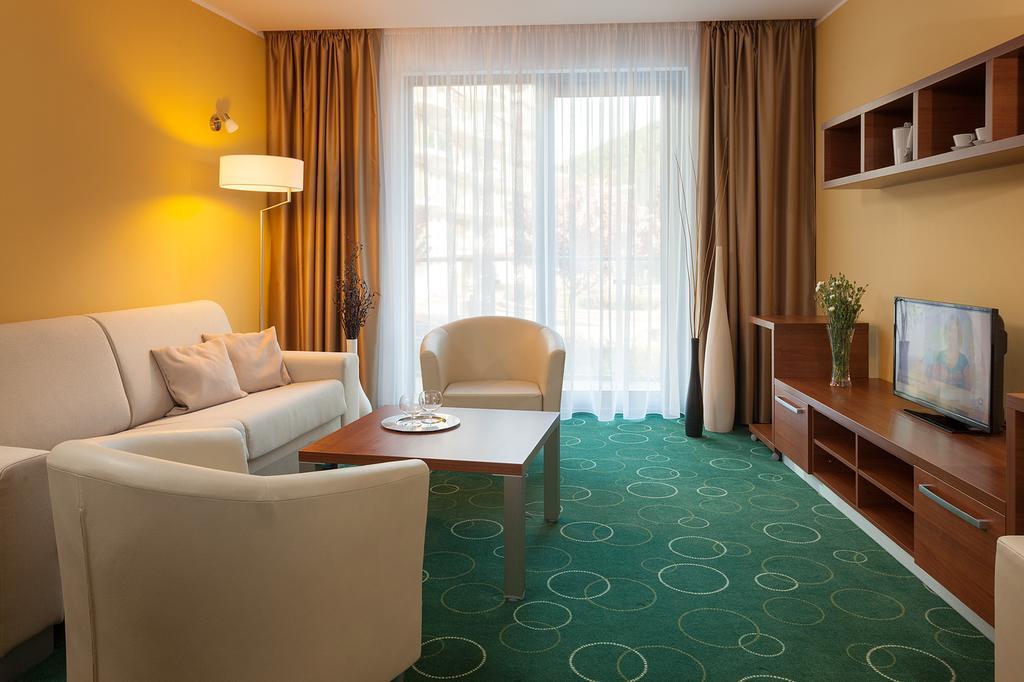 Wellness Hotel Panorama Trenčianske Teplice المظهر الخارجي الصورة
